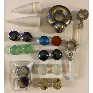 Mixed Lot of 3/4 Gauge Earrings 8 Pairs 3 Singles Plugs Dangles Tapers